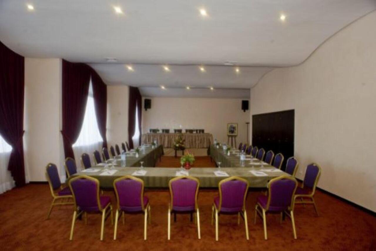 Hotel Suisse Καζαμπλάνκα Ανέσεις φωτογραφία